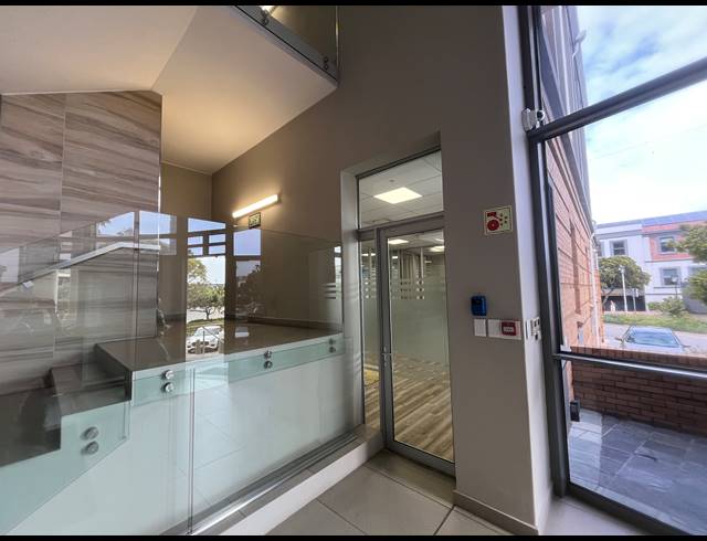 266M² OFFICE TO LET IN CENTURY CITY